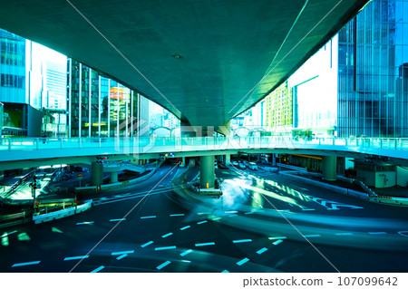 東京澀谷車站前十字路口 107099642