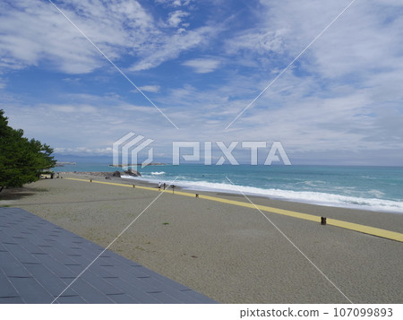 Pacific Ocean seen from Katsurahama (Kochi City, Kochi Prefecture) Pacific Ocean seen from Katsurahama (Kochi City, Kochi Prefecture) 107099893