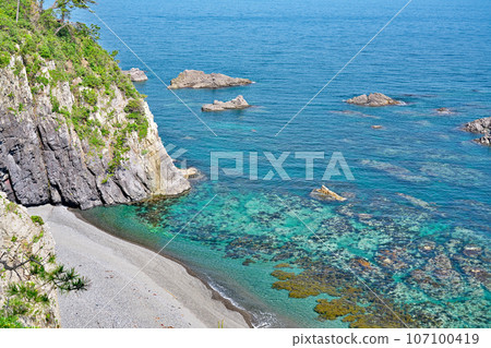 [Aomi Island Nature Research Trail] Shizuura, Senzaki, Nagato City, Yamaguchi Prefecture 107100419