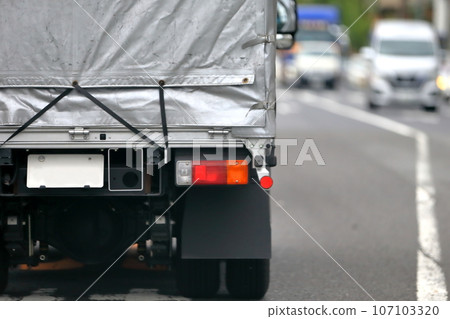 Logistics truck image 107103320
