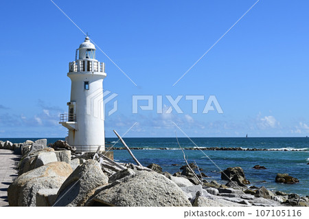 lighthouse on the sea lighthouse on the sea 107105116