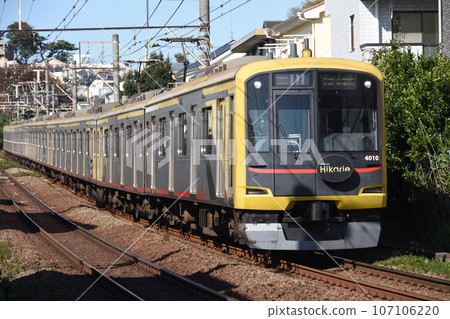 Tokyu Corporation 5050 series Shibuya Hikarie 107106220
