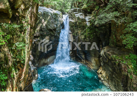 湯森溪谷 龍神瀑布 107106243