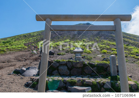 攀登眾神的後裔降臨之地-高千峰峰 攀登眾神的後裔降臨之地-高千峰峰 107106964