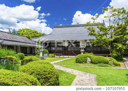 源光庵正殿新綠(京都市北區高峰) 源光庵正殿新綠(京都市北區高峰) 107107955