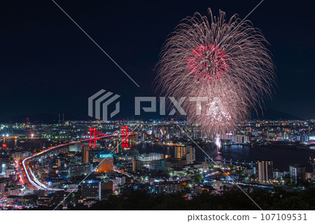 “Kukinoumi Fireworks Festival” seen from Mt. Takato “Kukinoumi Fireworks Festival” seen from Mt. Takato 107109531