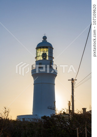禦前崎，靜岡縣御前崎市，禦前崎燈塔和大海的風景 107109620