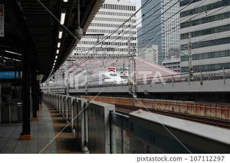 子彈頭列車 107112297