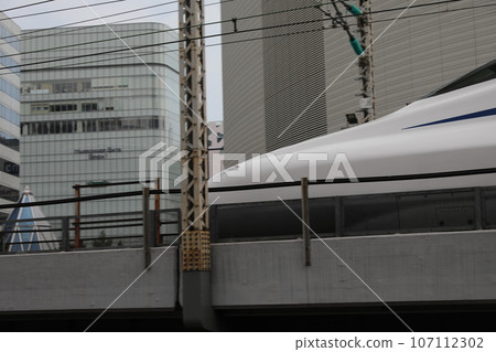 子彈頭列車 107112302