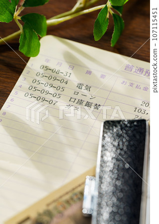 Deposit passbook and cash Deposit passbook and cash 107115451