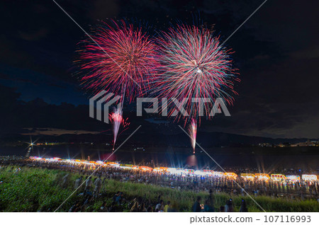 Chikugo River Fireworks Festival “Simultaneous Ignition Single Sponsorship Division” Chikugo River Fireworks Festival “Simultaneous Ignition Single Sponsorship Division” 107116993