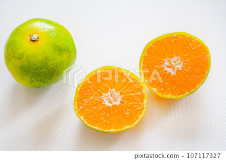 Early mandarin oranges from Ehime Prefecture Early mandarin oranges from Ehime Prefecture 107117327