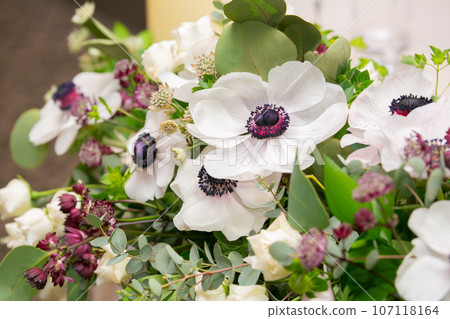 Beautiful fresh flowers that exude elegance, table decorations 107118164