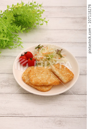 Hash browns 107118276