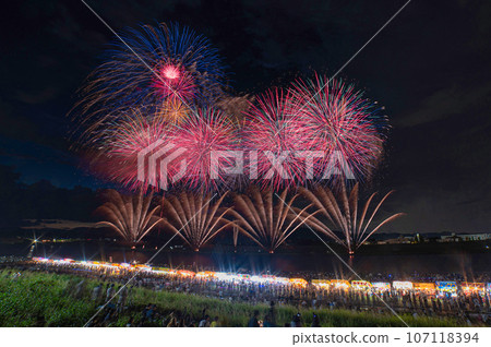 Chikugo River Fireworks Festival “Super special big quick hit” Chikugo River Fireworks Festival “Super special big quick hit” 107118394