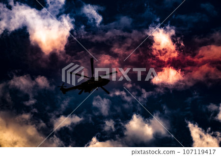 直升機剪影（災難） 107119417