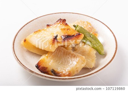 Grilled plaice marinated in miso 107119860