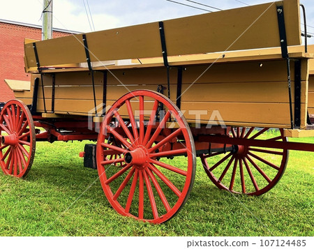 wagon wagon 107124485