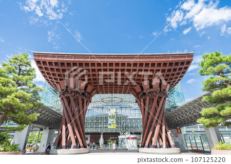 [Ishikawa Prefecture] Scenery of Kanazawa Station East Exit 107125220