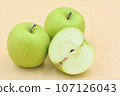 apple granny smith 107126043