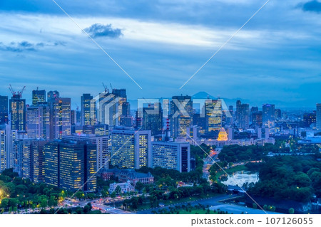 東京霞關/國會議事堂及富士山夜景 2023 年 9 月 107126055