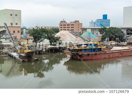 China gravel carrier gut ship 107126679