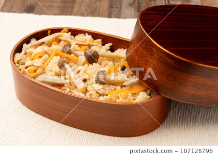 米飯便當 107128796