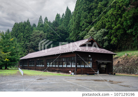 舊五反田學校(群馬縣中之條町) 舊五反田學校(群馬縣中之條町) 107129196