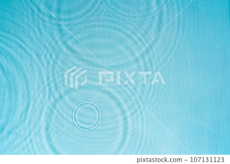 Raindrops on the surface of the water Raindrops on the surface of the water 107131123