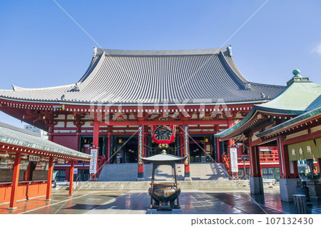 Senso-ji Temple, Asakusa, Tokyo - Main Hall (Kannon Hall) Senso-ji Temple, Asakusa, Tokyo - Main Hall (Kannon Hall) 107132430