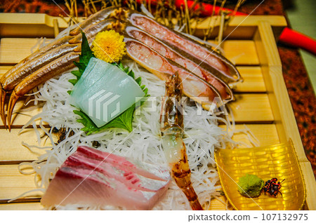 Seafood sashimi Seafood sashimi 107132975