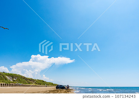 石川縣羽咋市千里浜渚車道駕車海岸自然夏季海天旅遊日本海北陸 107134243