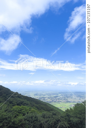 Scenery seen from the mountains in Ibaraki Prefecture 107135197