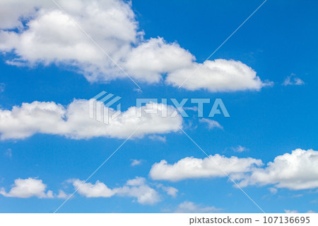 Photos of blue sky and white clouds. 107136695