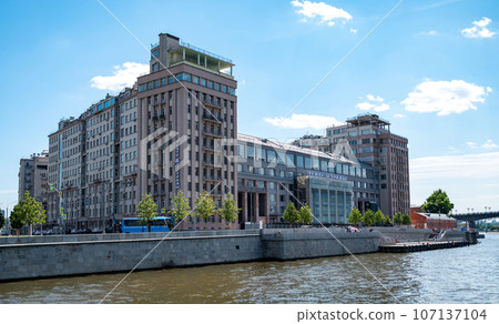 Residential complex House on the embankment on the Bersenevskaya embankment in the Russian capital. 107137104