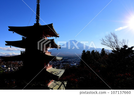 五層和富士山 五層和富士山 107137660