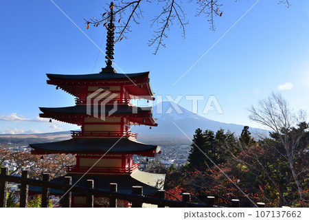 五層和富士山 五層和富士山 107137662