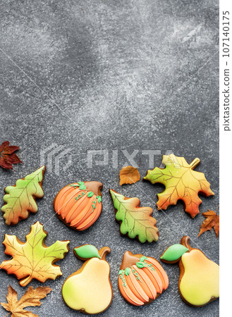 Multicolored autumn homemade cookies 107140175