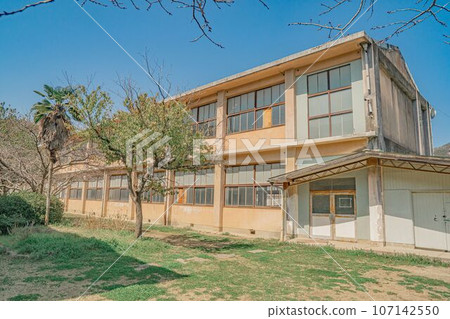 [Material] Old school building [Scenery] 107142550
