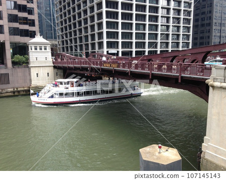 chicago river cruise chicago river cruise 107145143