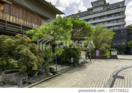 Yamashiro Onsen Hot Spring Town Kaga City, Ishikawa Prefecture 107156822