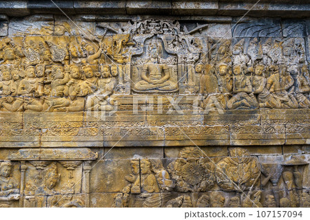 婆羅浮屠寺牆上的浮雕（印尼爪哇） 107157094