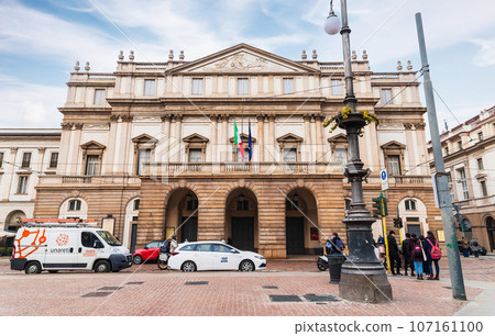 Milan scala 107161100