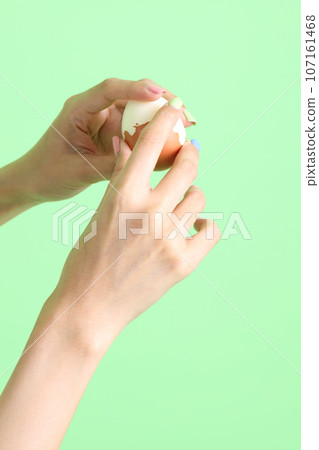 Hand Holding Food 107161468