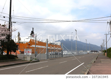 Wakasa Port, Kanegasaki Green Area, Tsuruga Red Brick Warehouse, Tsuruga Railway Museum, Port of Humanity Tsuruga Museum, Kanegasaki Green Area Clock Tower Wakasa Port, Kanegasaki Green Area, Tsuruga Red Brick Warehouse, Tsuruga Railway Museum, Port of Humanity Tsuruga Museum, Kanegasaki Green Area Clock Tower 107161945