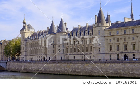 Paris City Palace called Palais-de-la-cite with Palace of Justice Paris City Palace called Palais-de-la-cite with Palace of Justice 107162001