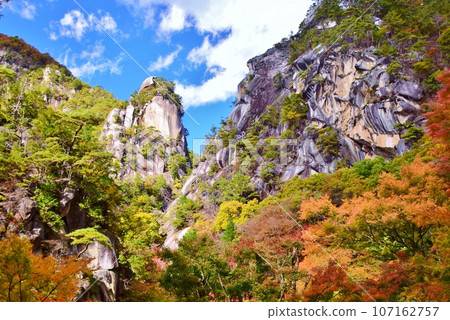 三岳昇仙峽的秋景與紅葉 三岳昇仙峽的秋景與紅葉 107162757