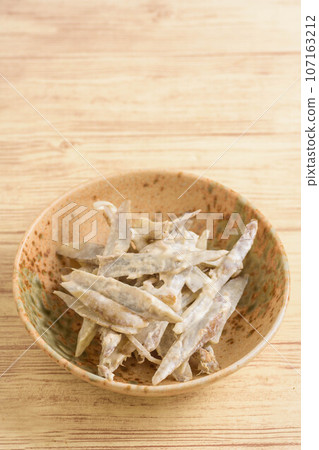 牛蒡沙拉 107163212