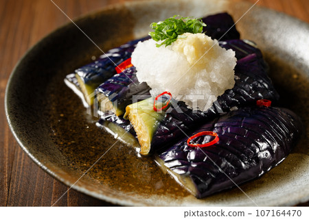 Boiled eggplant 107164470