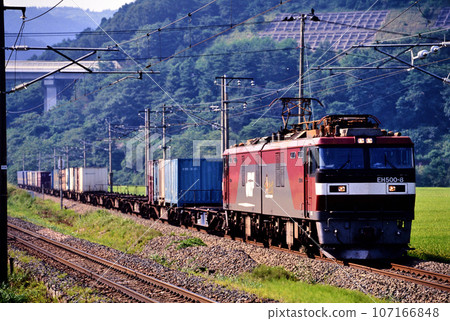 2002年在原東北本線運行的EH500-8貨櫃貨運列車 2002年在原東北本線運行的EH500-8貨櫃貨運列車 107166848